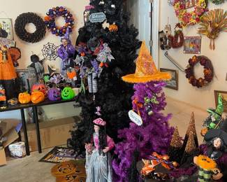 Black Halloween Christmas tree, Halloween doormats