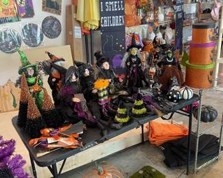 Witches Halloween decorations