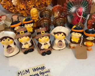 MCM novelty holiday candle figured
