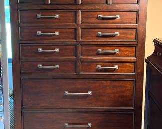 7-drawer tall boy dresser