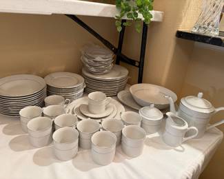 Fairfield Classic Fine China, full service for 22,  64 total pieces