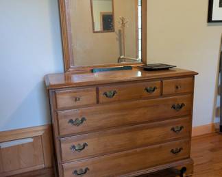 bedroom furniture, chest of drawers
