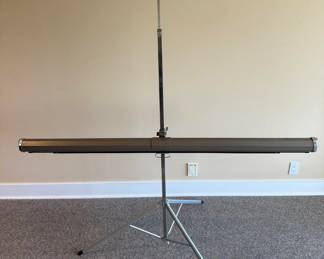 Da-Lite Challenger Tripod Projection Screen