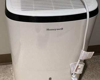 Honeywell Portable Dehumidifier Model TP70WKN 50 Pints Capacity