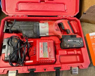 Milwaukee M28 Cordless Sawzall Reciprocating Saw Kit with 2 Lithium-Ion XC Batteries, Charger & Case