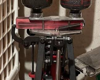 MEC Hydraulic Shotshell Reloading Press with Dual Bottles