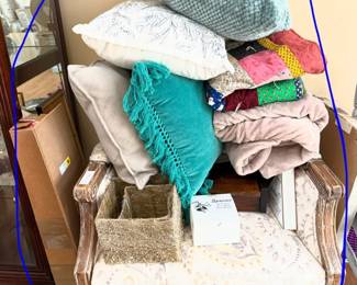 Accent Armchair with Pillows, Throws & Decor (1 of 2)