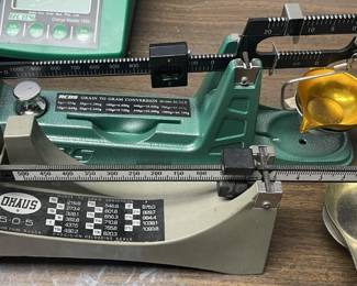 RCBS M1000 & Ohaus 5-0-5 Reloading Scales
