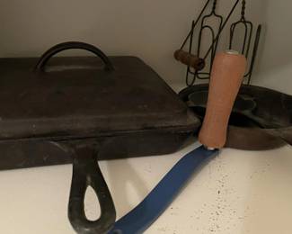 Wagner Ware and Lodge Cast Iron Cookware Lot with Kitchen Utensils
