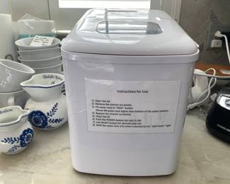 Tabletop “Sonic” ice maker 