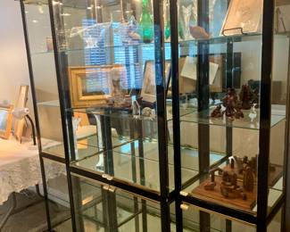 Henredon lighted breakfront curio cabinet--Hollywood Glamour!