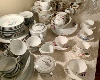 Halsey fine china "Everglade" pattern