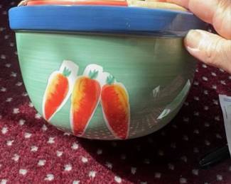 Vintage Lillian Vernon mixing bowl