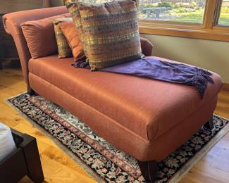 Cosy chaise to set in front of a big window