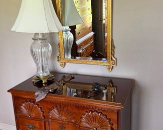 Dresser, Gold Guilted Mirror