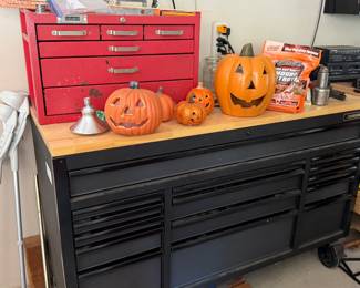 Large Roll Around Tool Box