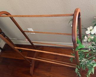Blanket Stand