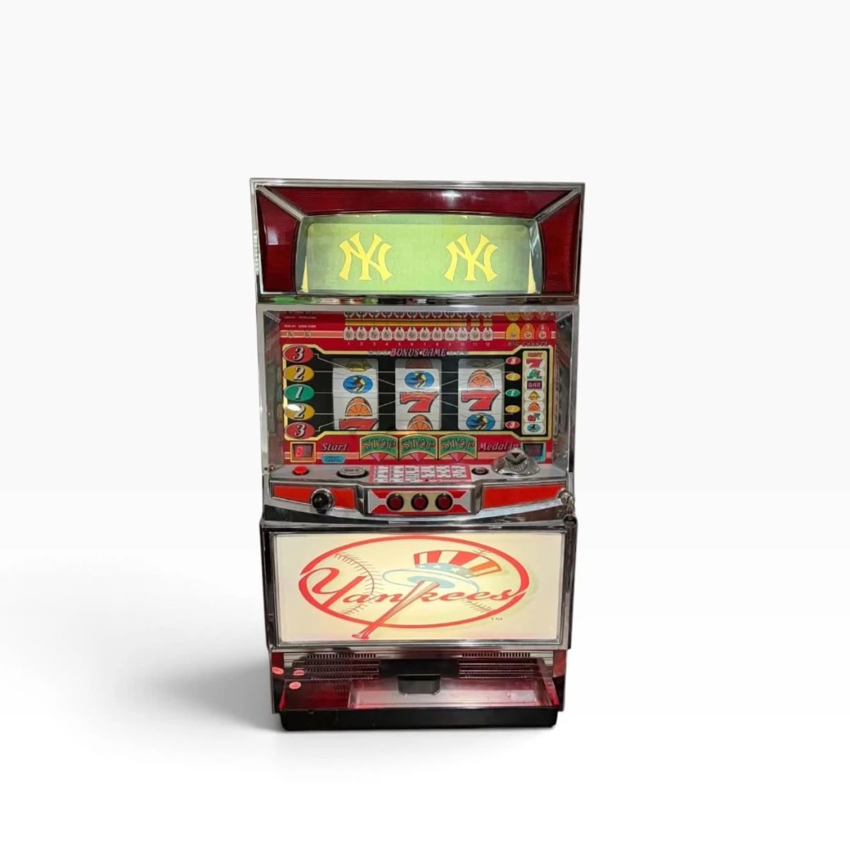 2000 Yamasa New Pulsar R New York YankeesThemed Pachislo Antique Coin Machine