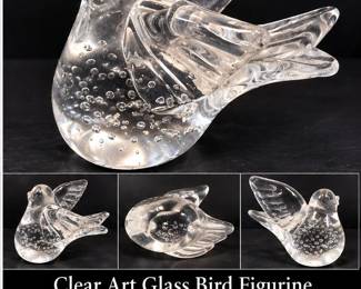 Clear Art Glass Bird Figurine β Controlled Bubble Base
