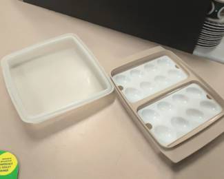 Tupperware 12-Egg Deviled Egg Carrier