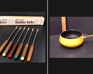 Oster Fondue Pot with 6 Forks in Original Box