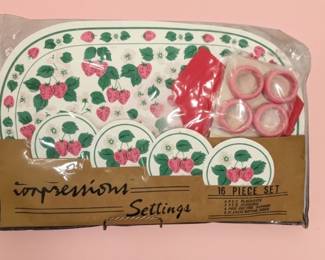 Vintage Impressions 16-Pc Strawberry Table Set β New Old Stock