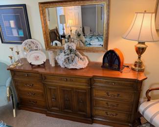 six-drawer dresser with tri-fold mirror