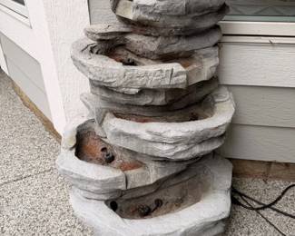 Outdoor waterfall fixture