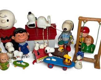 Vintage Peanuts Dolls  More