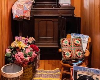 1929 Victor Victrola Console Record Player