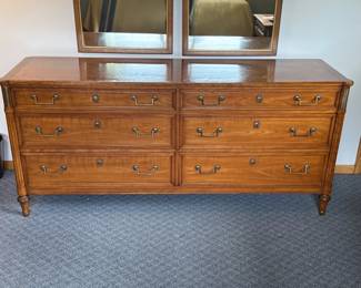 Kindel Grand Rapids Furniture Set