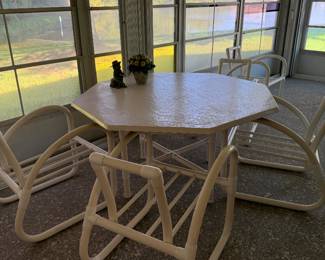 PVC patio set wth cushions