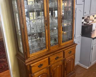 China cabinet 