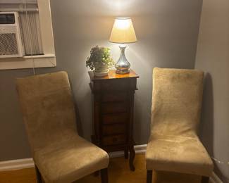 Jewelry cabinet 