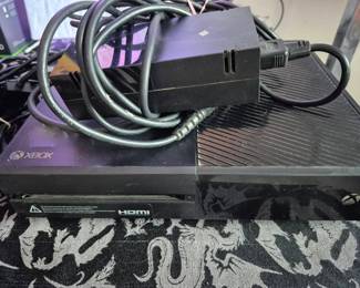 Another XBox with cords.