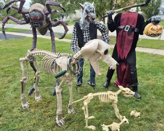All animatronics are working.