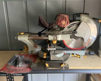 Chicago Electric Sliding Miter Saw