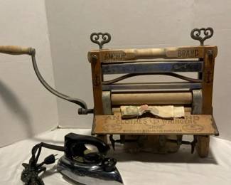 Old Fashioned Wringer  Iron