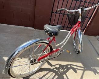 Schwinn Cruiser Four Womens Bike