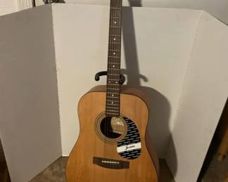 Jasmine Guitar  Stand