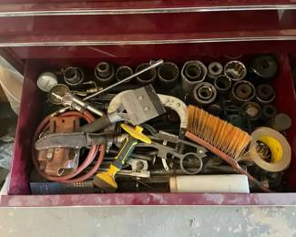 Enormous Sockets And Ratchet And More