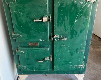 Vintage ice chest