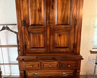 Solid wood dresser