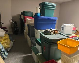 Totes, storage containers 
