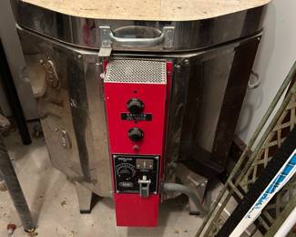 Full-size pottery Kiln (used 5x)