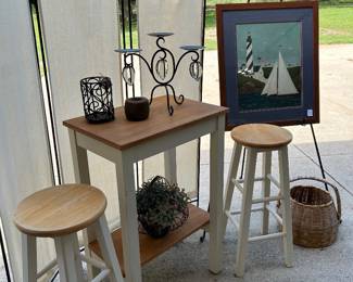 Game/pub table and stools