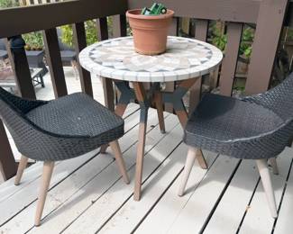 Resin wicker patio chairs + table
