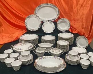 88Piece Purple Floral Fine China Dinnerware Set with Serving Pieces