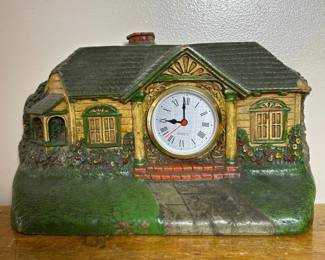 074 vintagecottagebungalowmantelclock