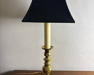 019 brasscandlestickstyletablelampwith